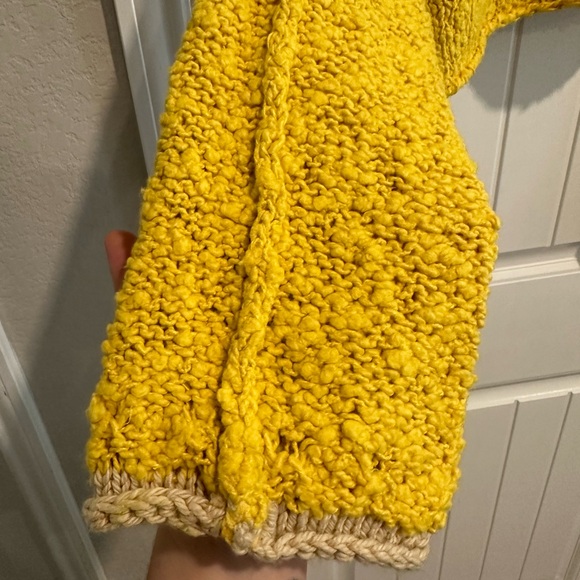 Free People Rosie Sweater in Yellow NWOT - Picture 6 of 6